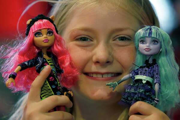 popular monster high dolls