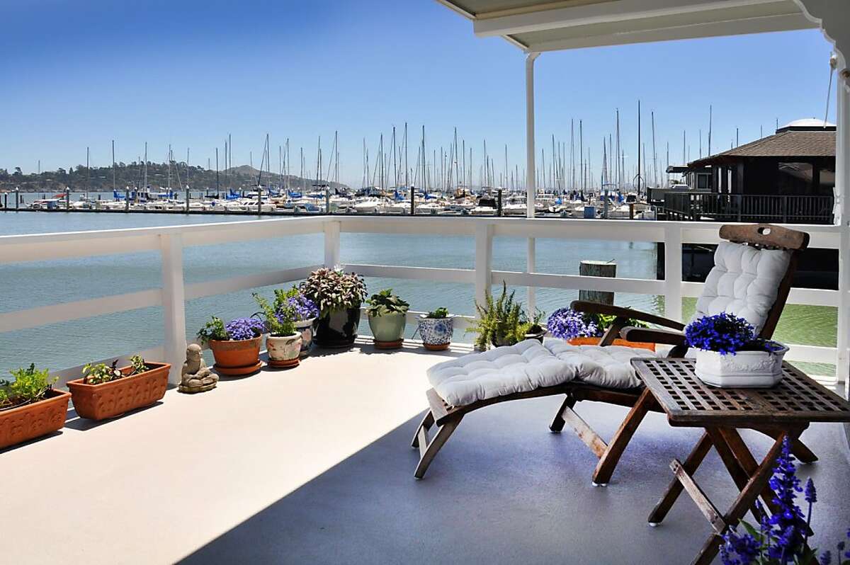 The houseboat has views of Rich Bay and the marina, as well as Mt. Tamalpais.
