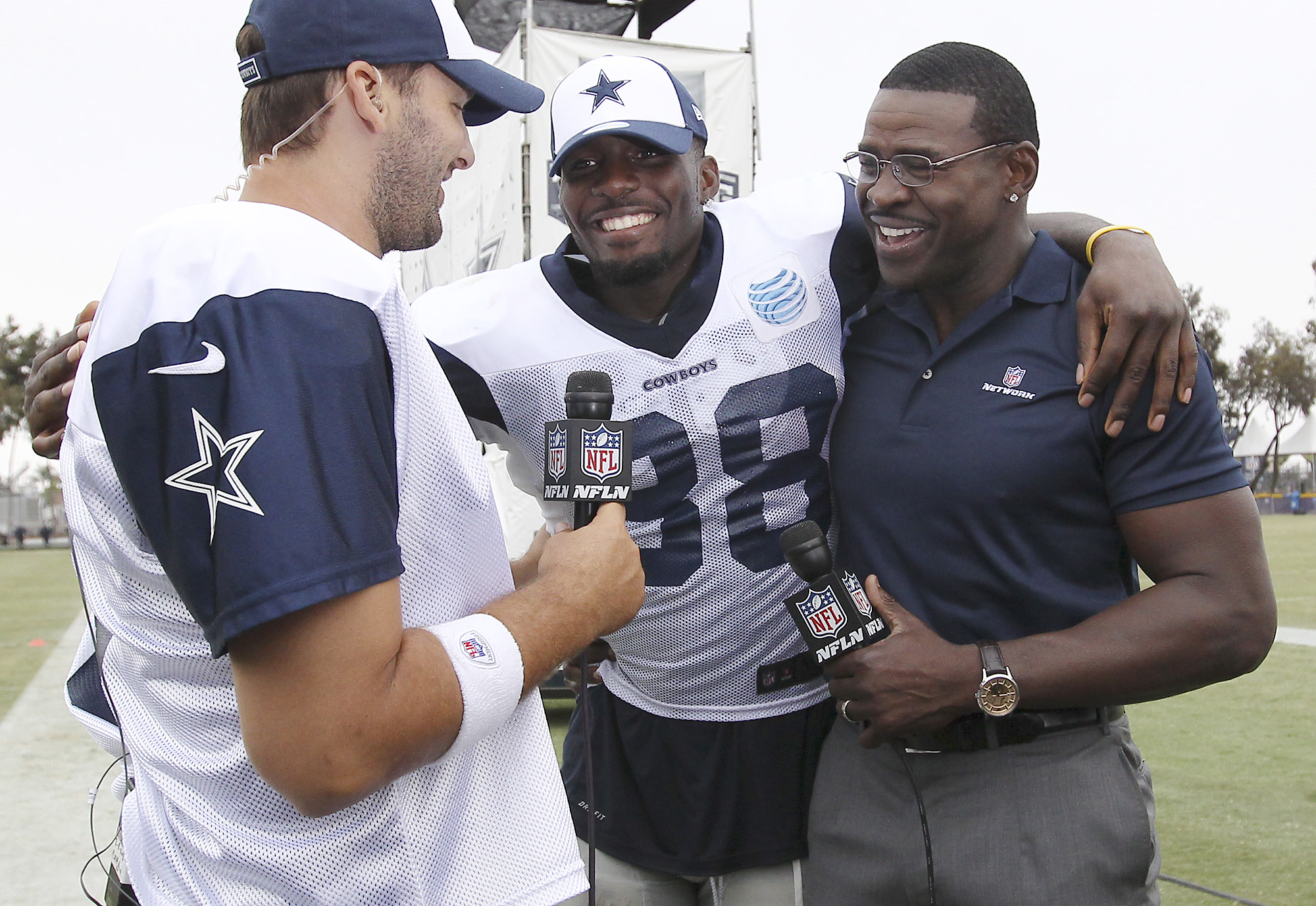 Dez Bryant: Cowboys Emotional And Inspirational Leader ✭ Inside The Star