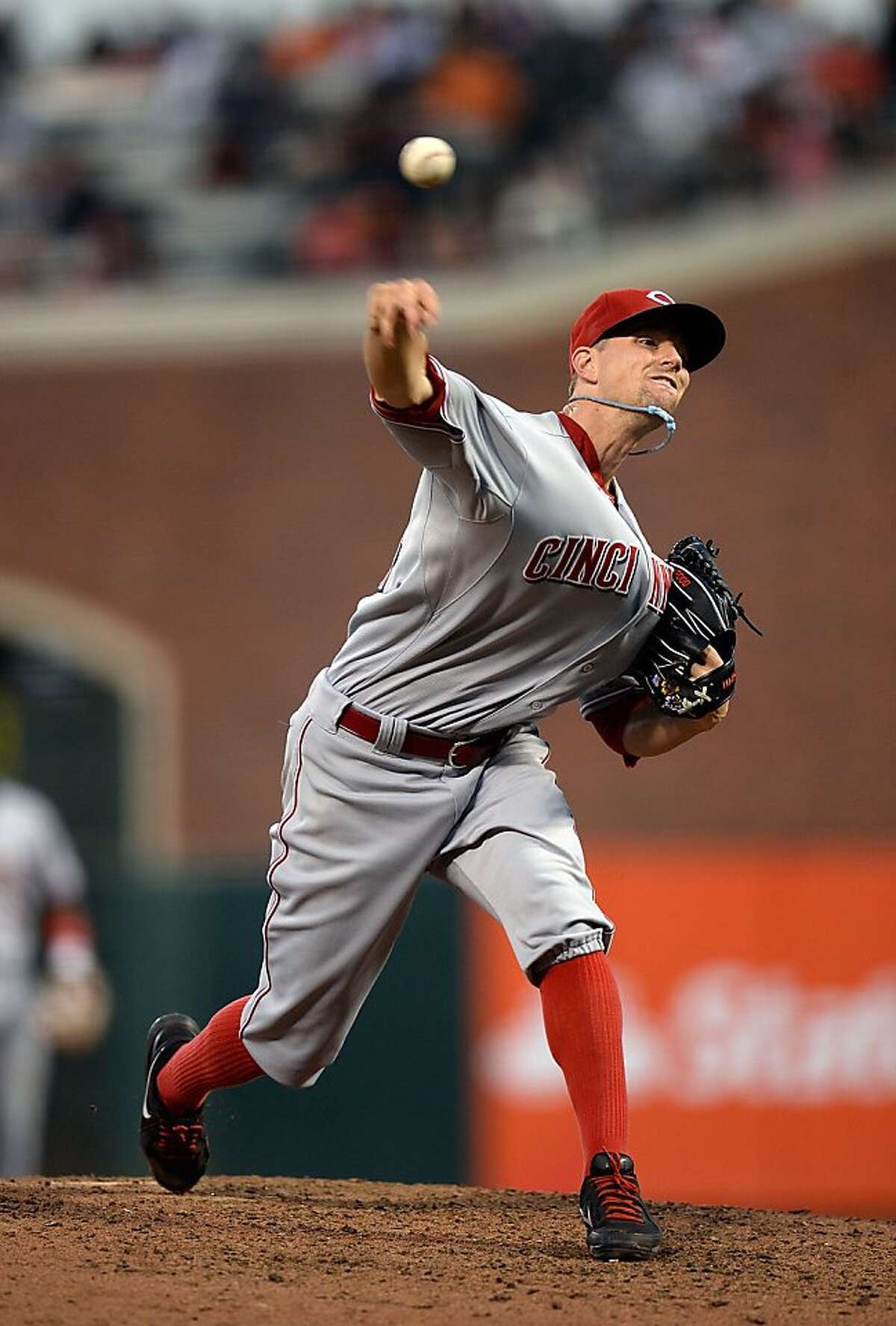 Cincinnati Dusts Giants Again