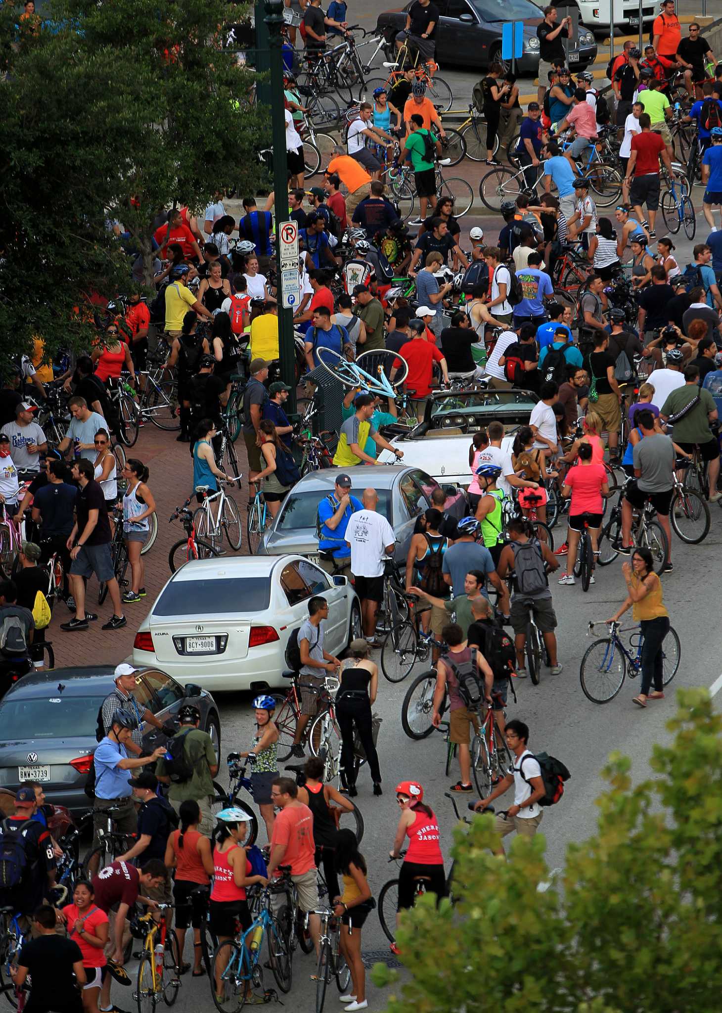 critical mass bike ride