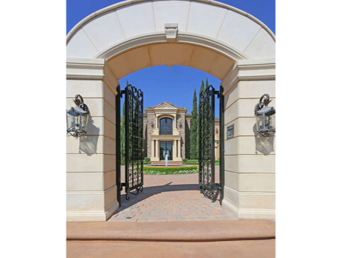 John Fogerty pocketlists Beverly Hills manse for 23.5M