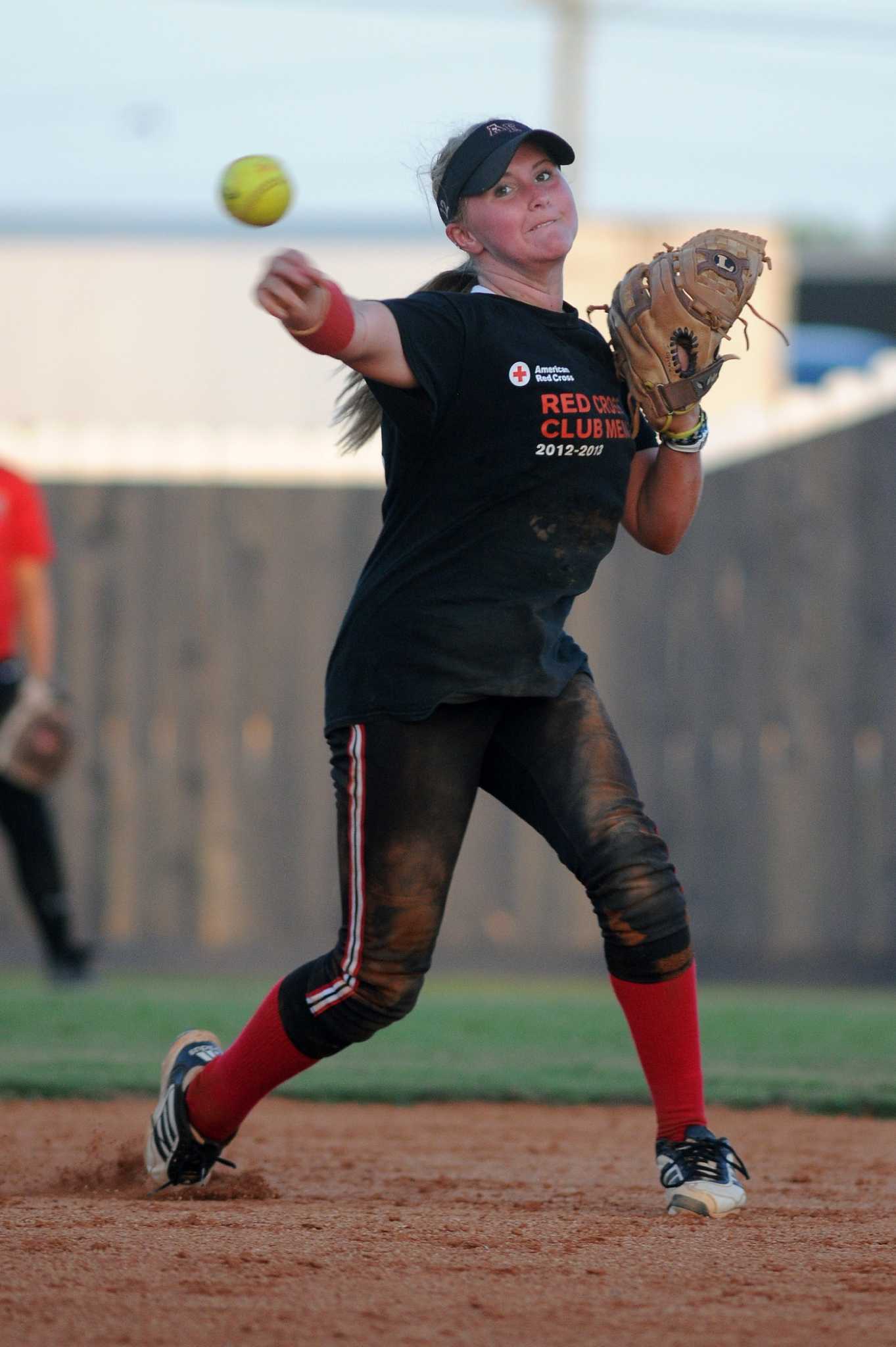 Aces earn fifthplace finish at national softball tourney