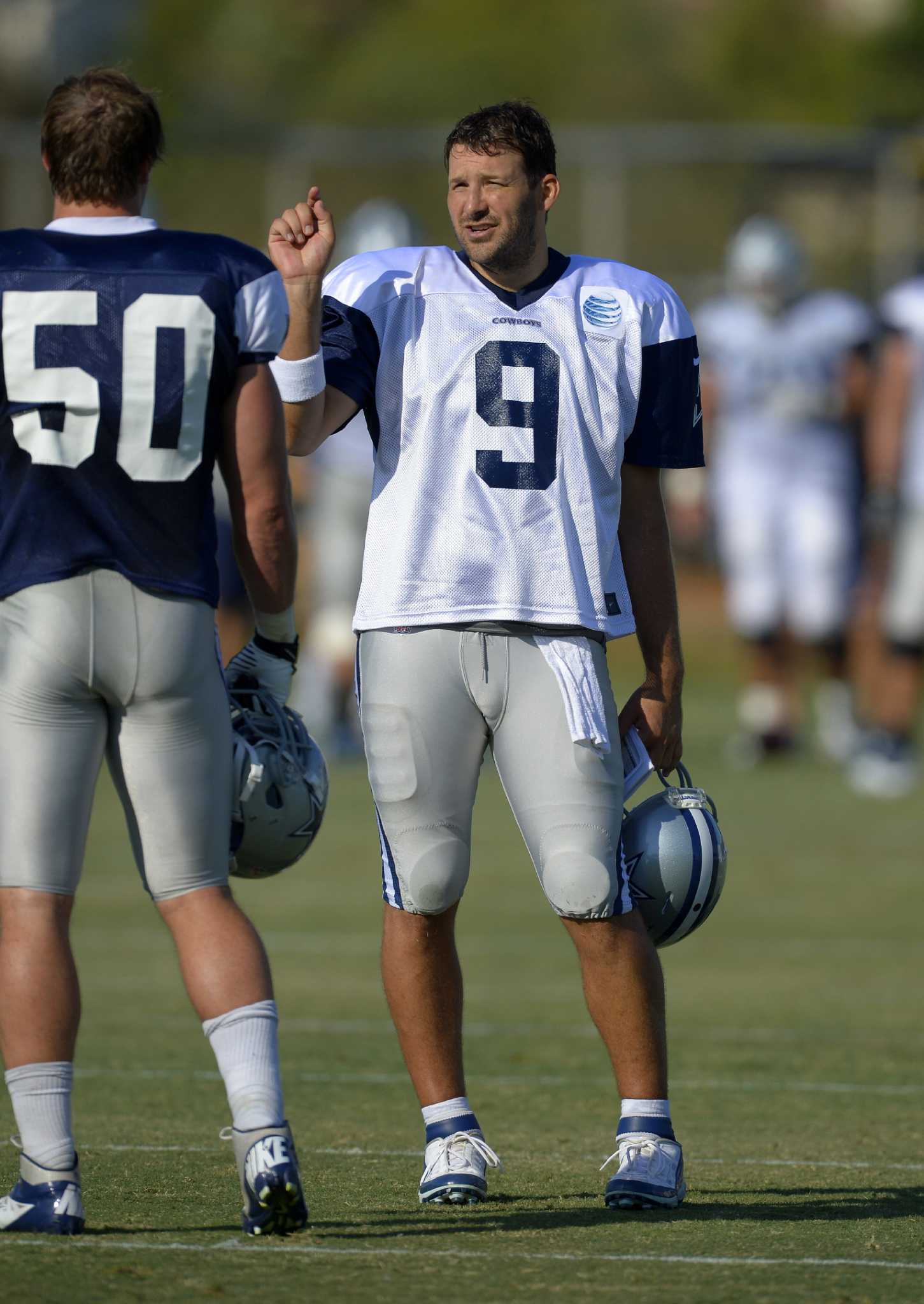 Cowboys Notebook: Romo says no to day off