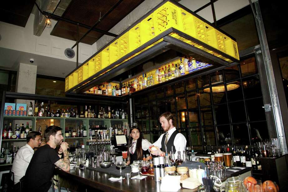 Pub Crawl Arcade Midtown Kitchen San Antonio Express News