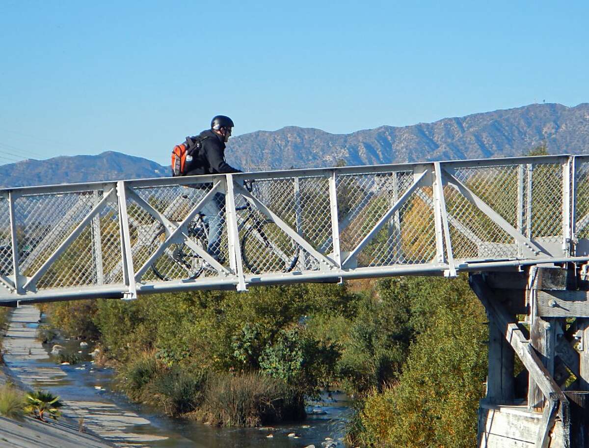 Bike paths along the LA river offer views and an occasional bridge.