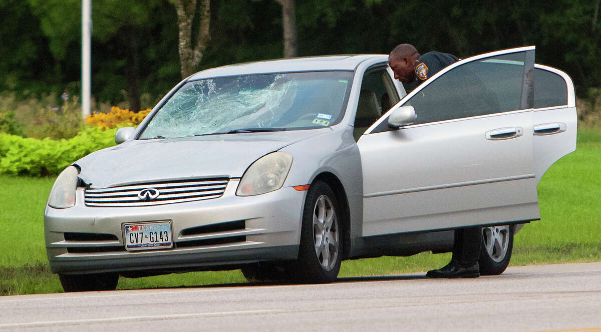 Passing nurses help man hit by car in north Harris County