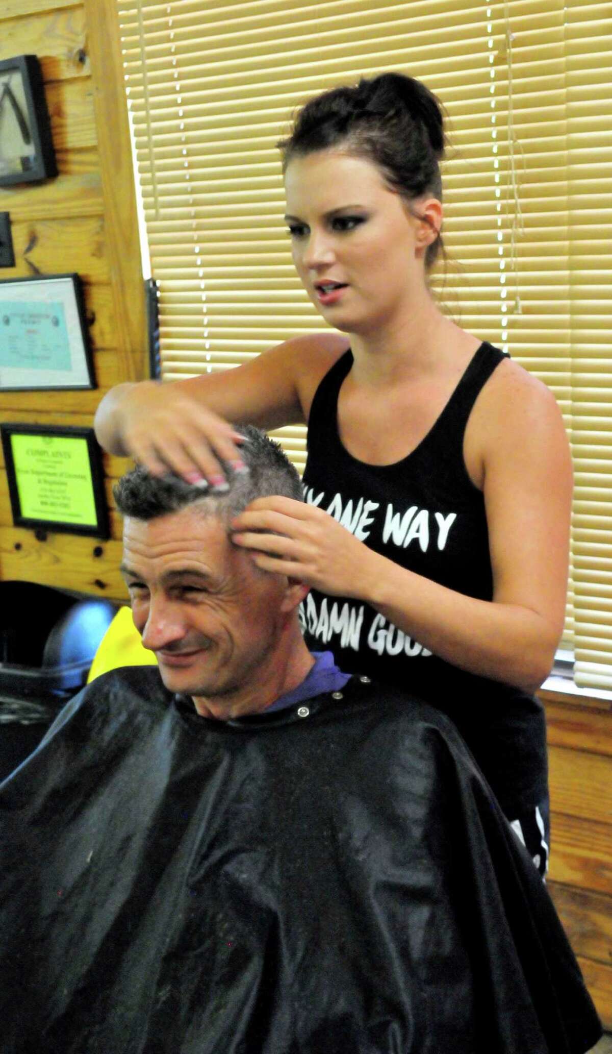 offers beer or wine while you wait