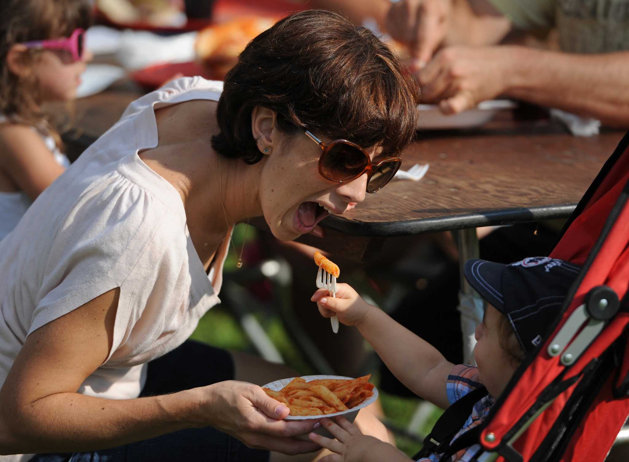 Italian Festival draws fans in Danbury