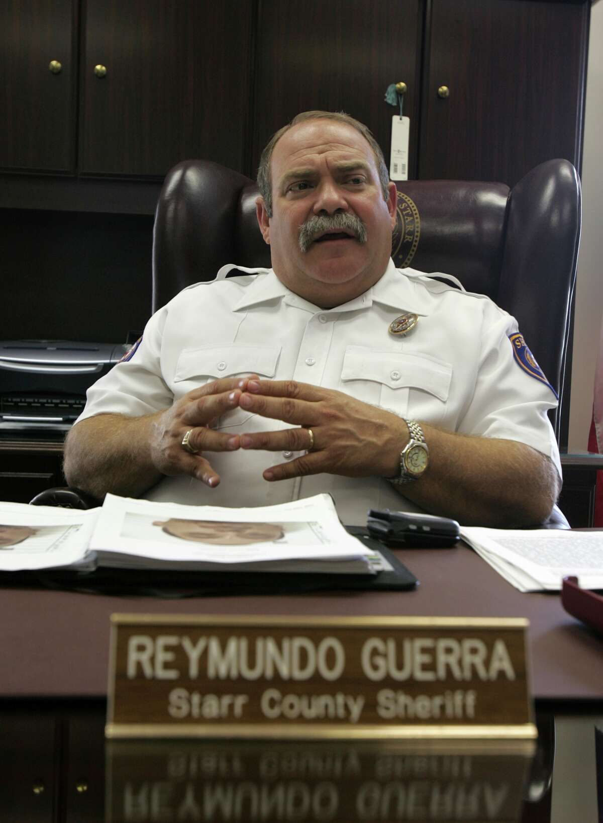Federal prosecutors alleged in 2008 that Starr Sheriff Reymundo Guerra struck up a relationship with a Gulf Cartel operative.