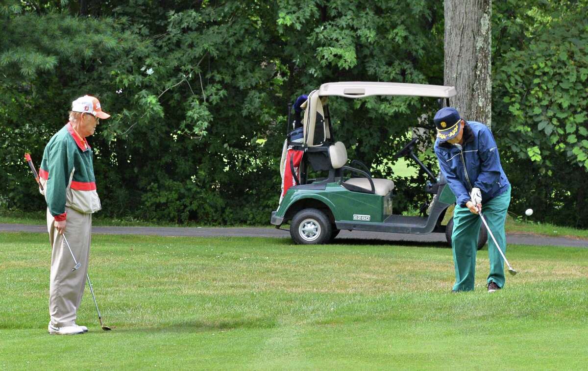 Golf May Pay Penalty For Too Much Puttering