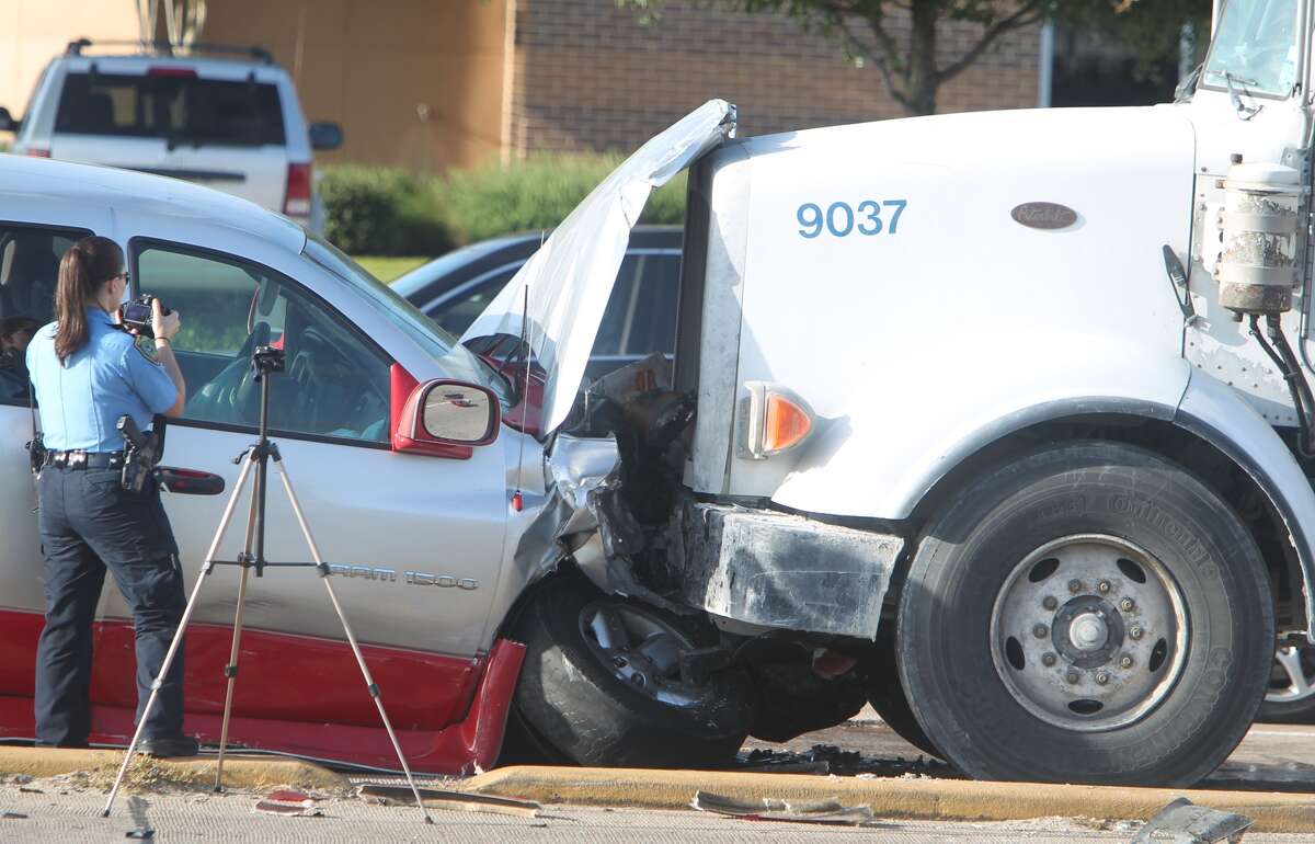 Murder charges filed in deadly police chase