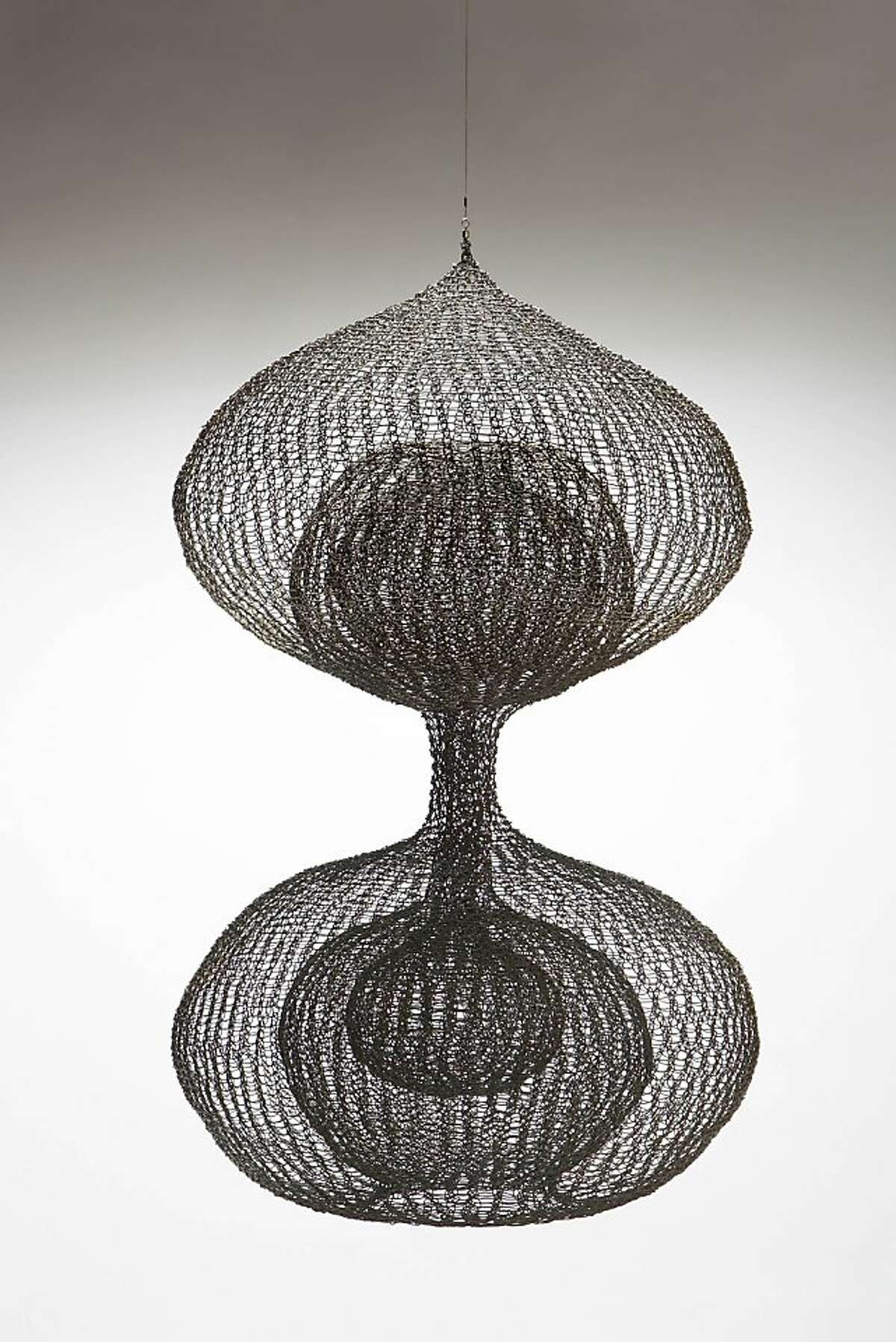 California sculptor Ruth Asawa dies