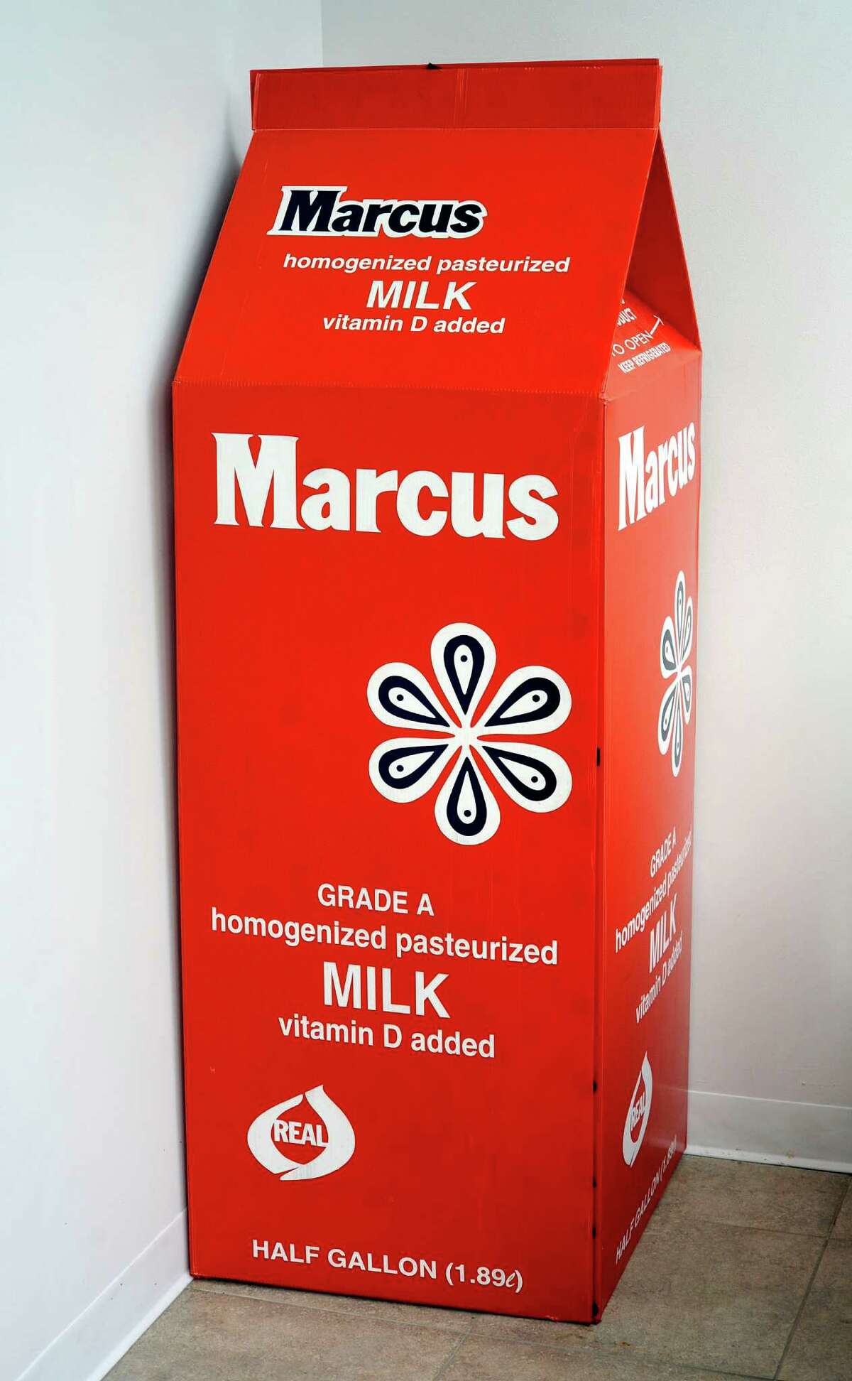 Marcus Dairy to reimburse schools for milk