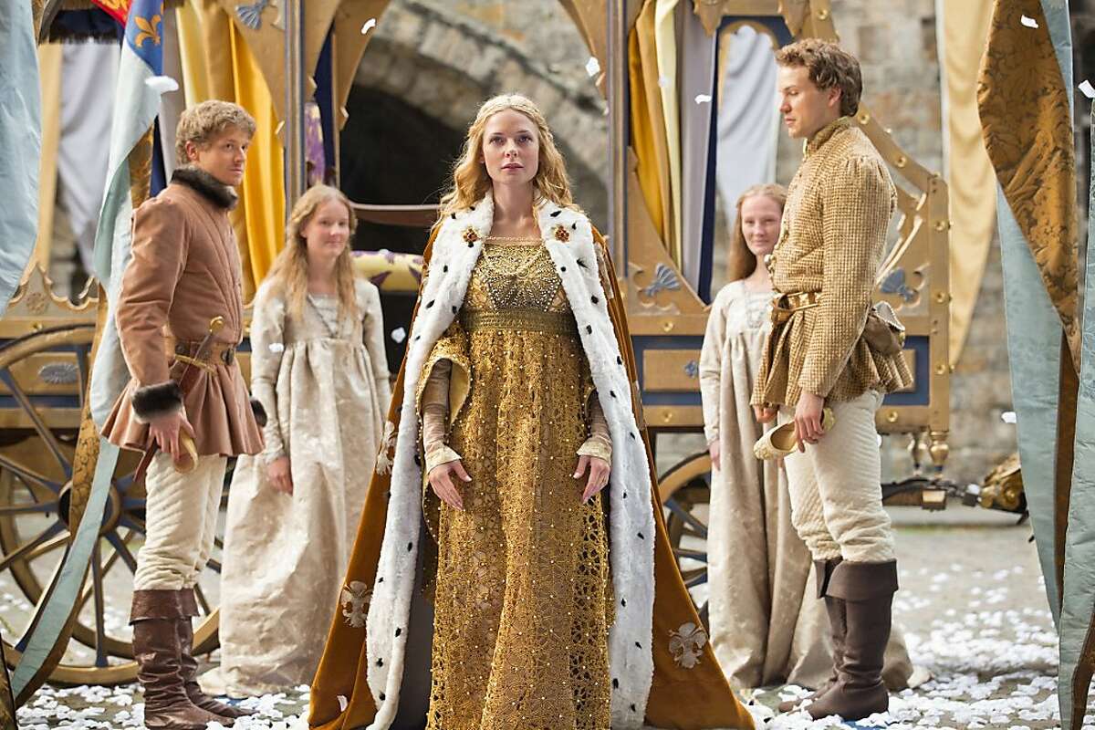 White Queen Review Royally Entertaining Romp 