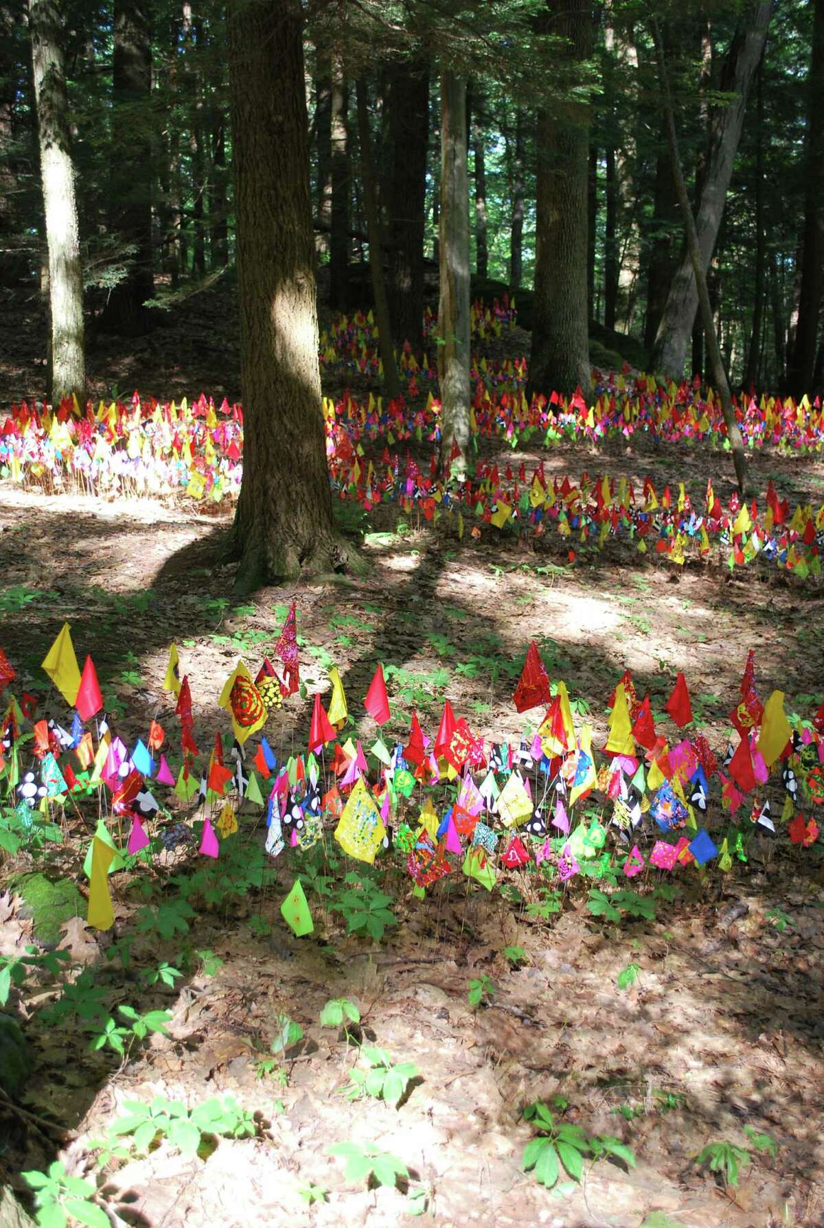Elizabeth Knowles & William Thielin - Locating is part of "Contemporary Sculpture at Chesterwood, 2013" (Courtesy Chesterwood)