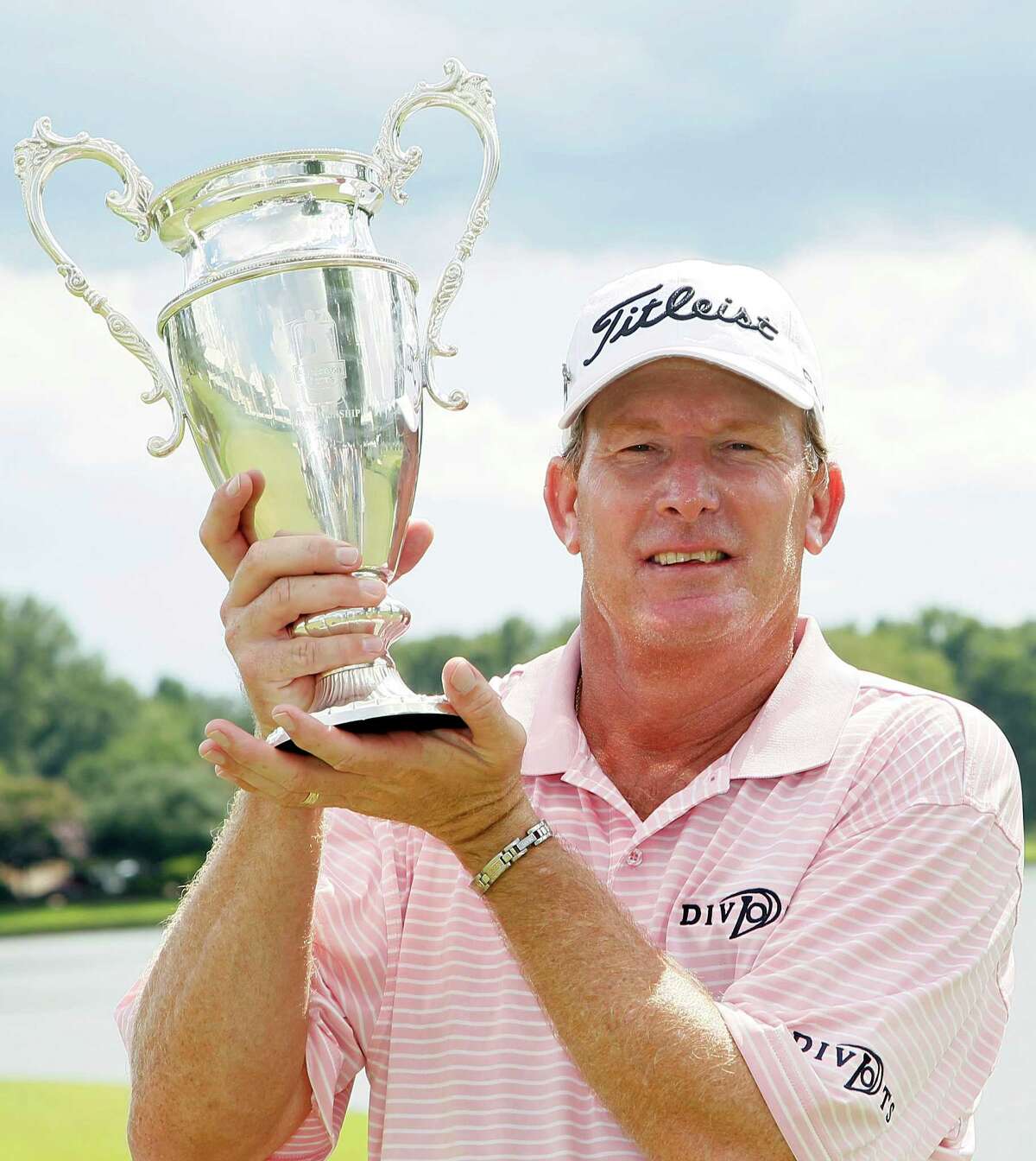 PGA Championship report: Austin misses cut due to extra club