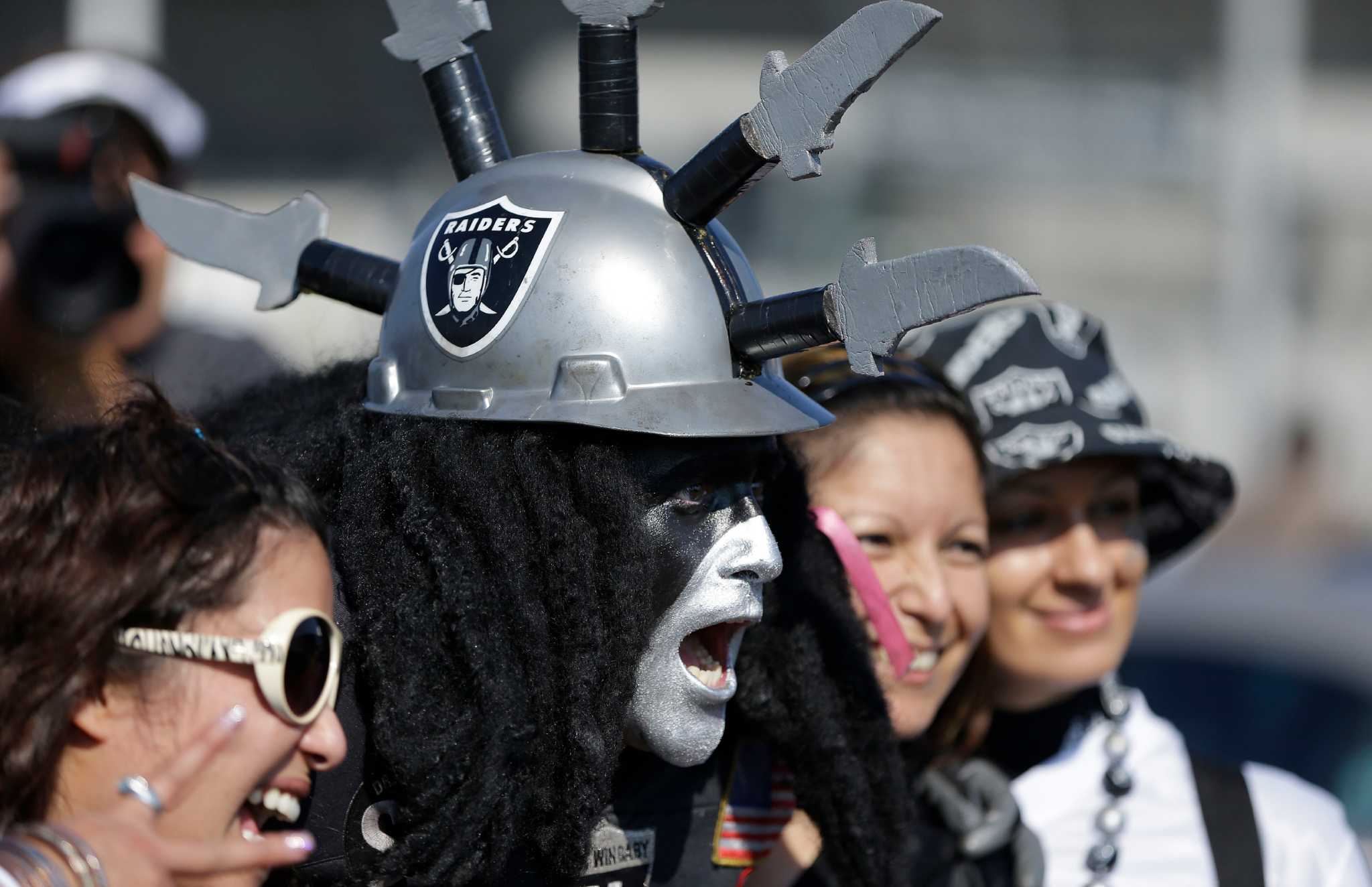 Oakland Raiders Have A Bargaining Chip, Should Look At Using It