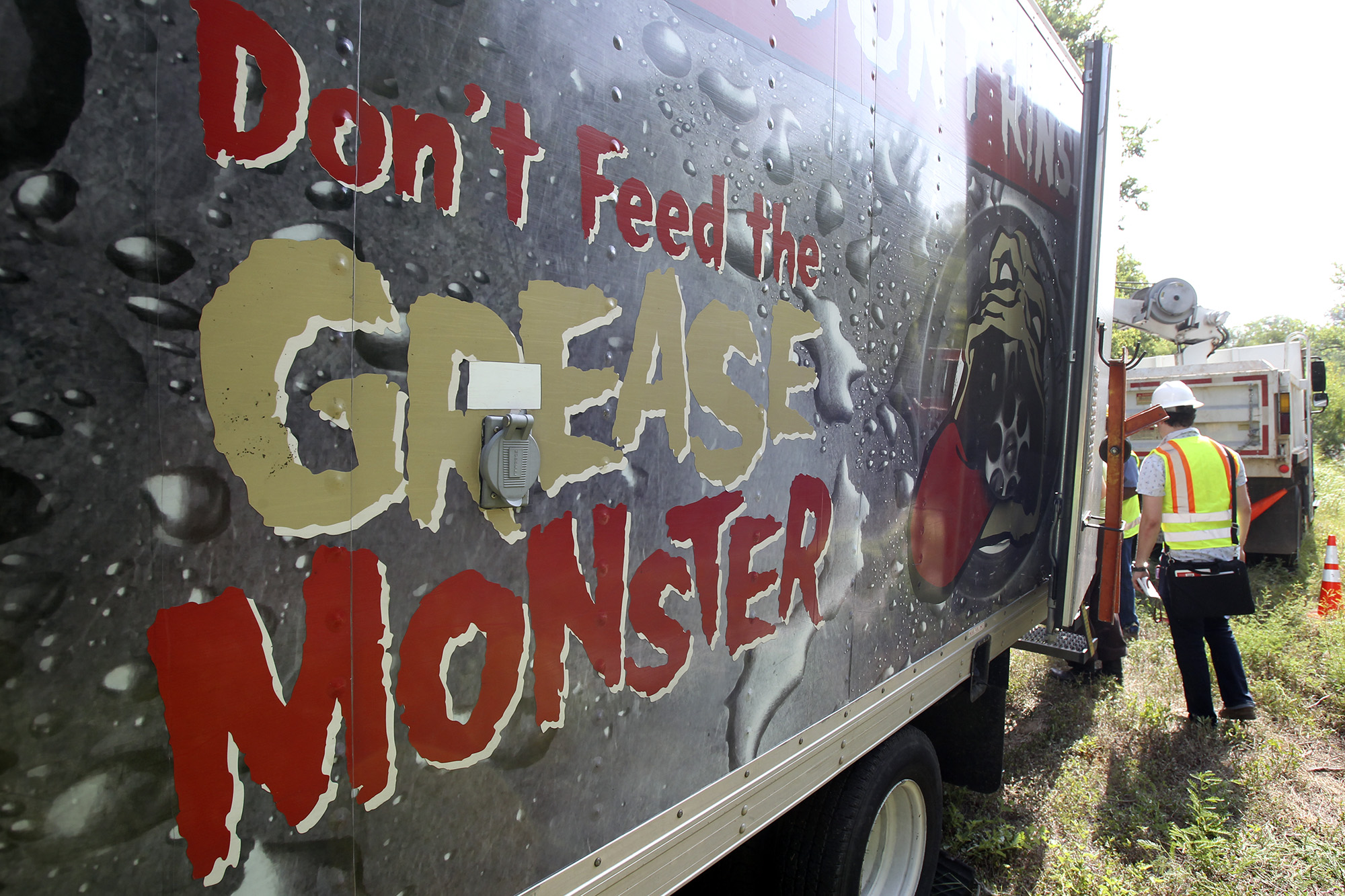 'Flushable' wipes clog San Antonio pipes