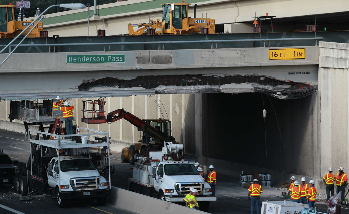 Reminder: U.S. 281 still shut after big rig crash