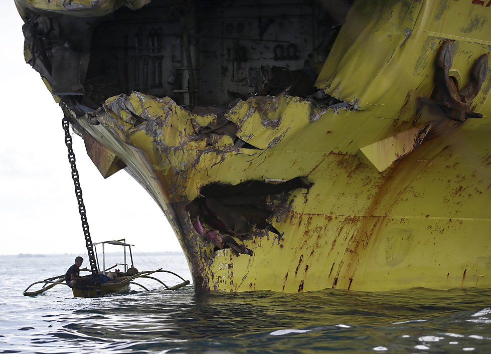 Underwater Search For Philippine Ferry Crash Victims