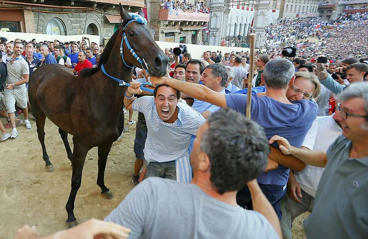 the-world-s-most-dangerous-horse-race