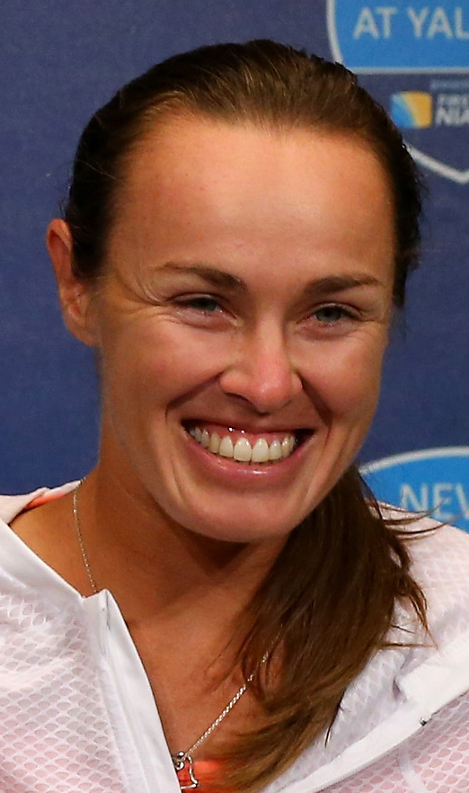 Team Hingis swept out of New Haven Open