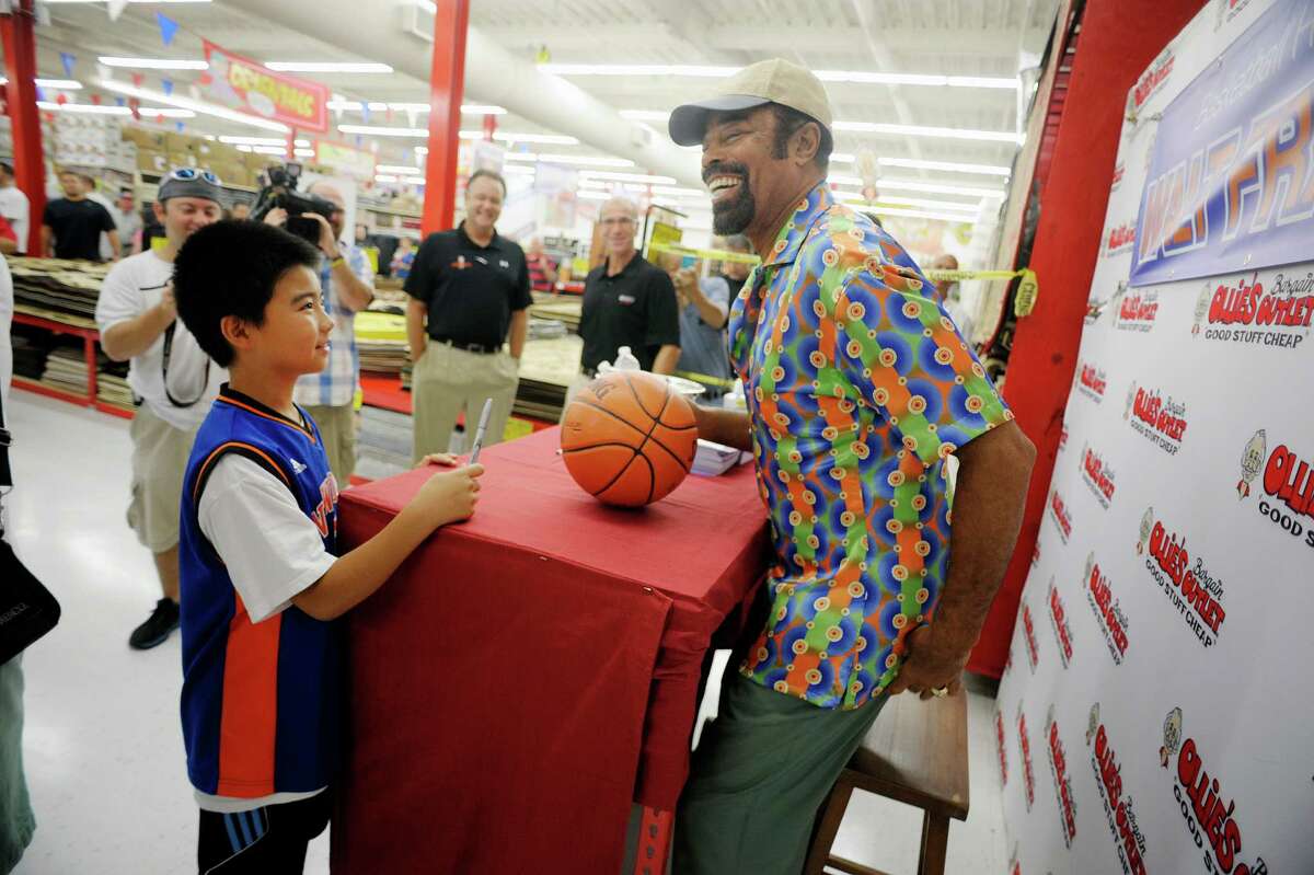 Photos Ollie's Bargain Outlet grand opening