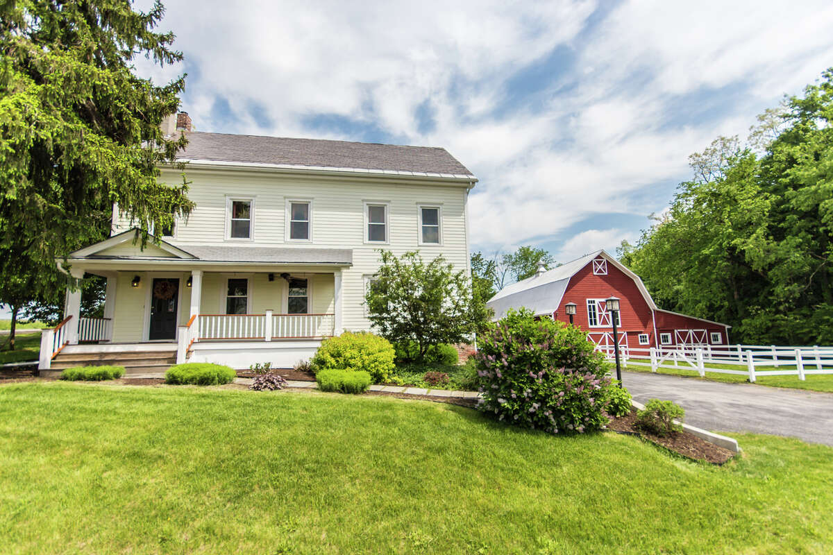 House of the Week Farmhouse in Easton
