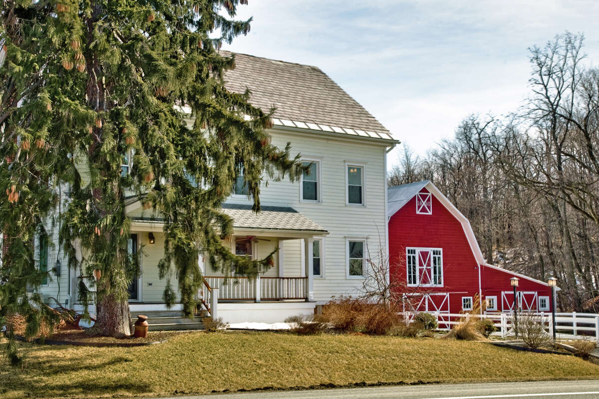House of the Week Farmhouse in Easton