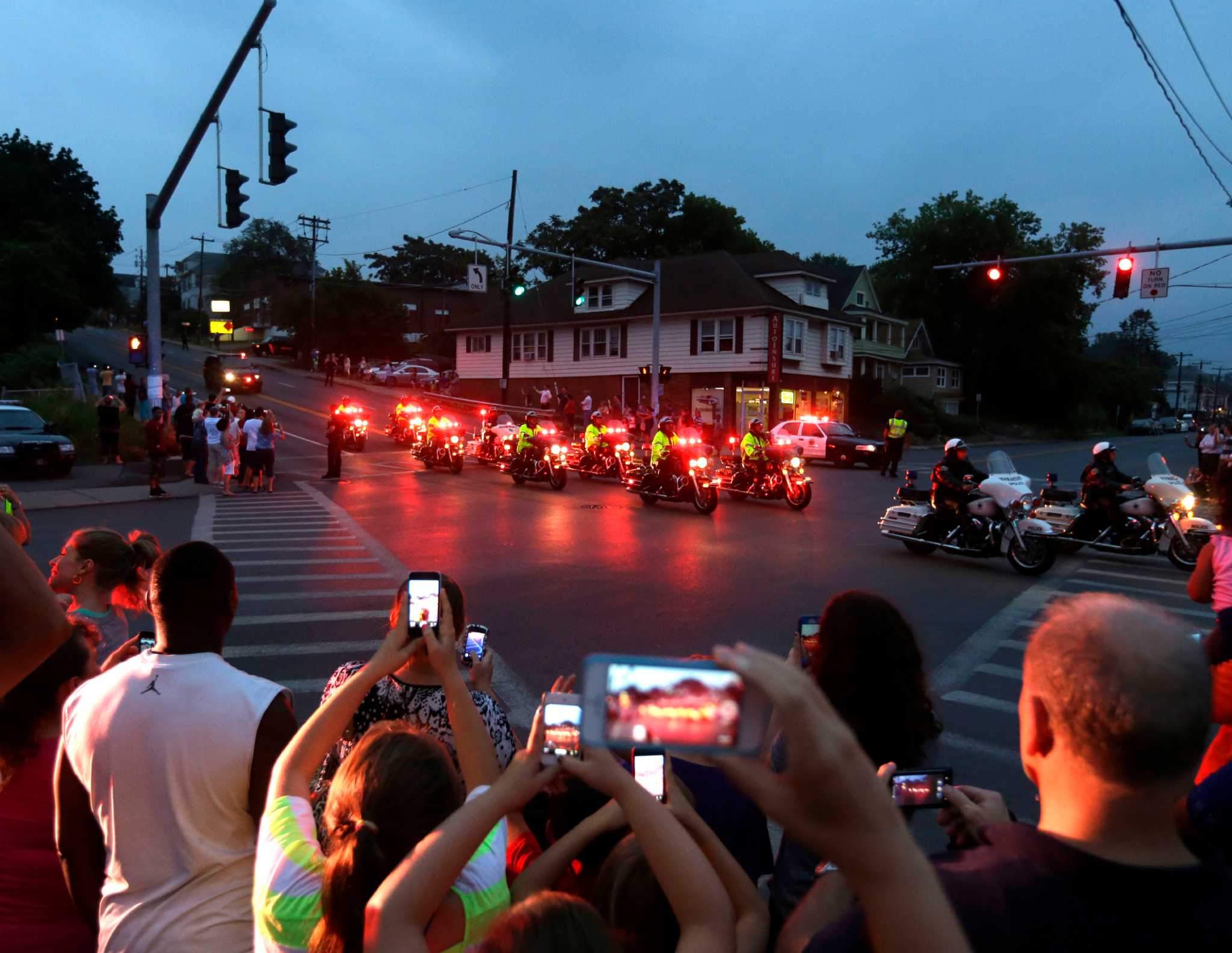 Obama visits upstate NY to detail college-rating plan, image size:2048x1584