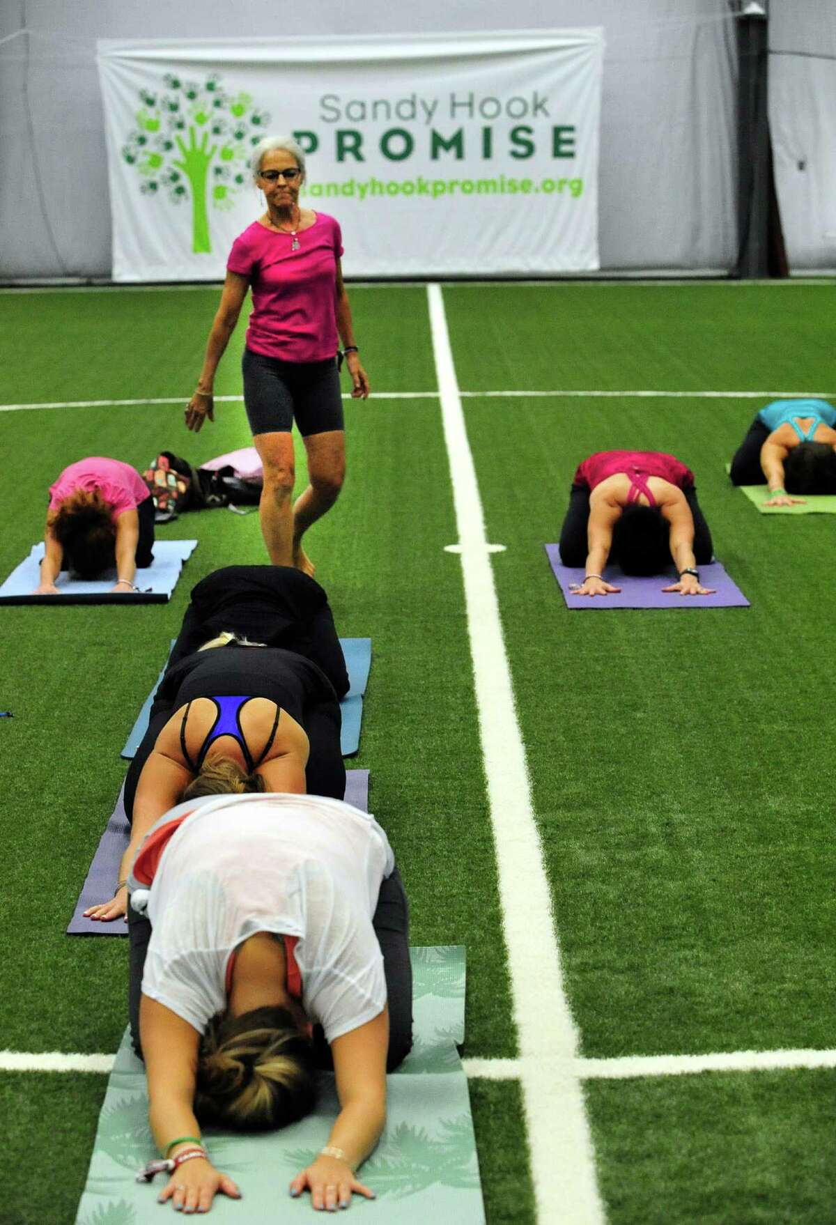 Hundreds gather at 2013 Newtown Yoga Festival