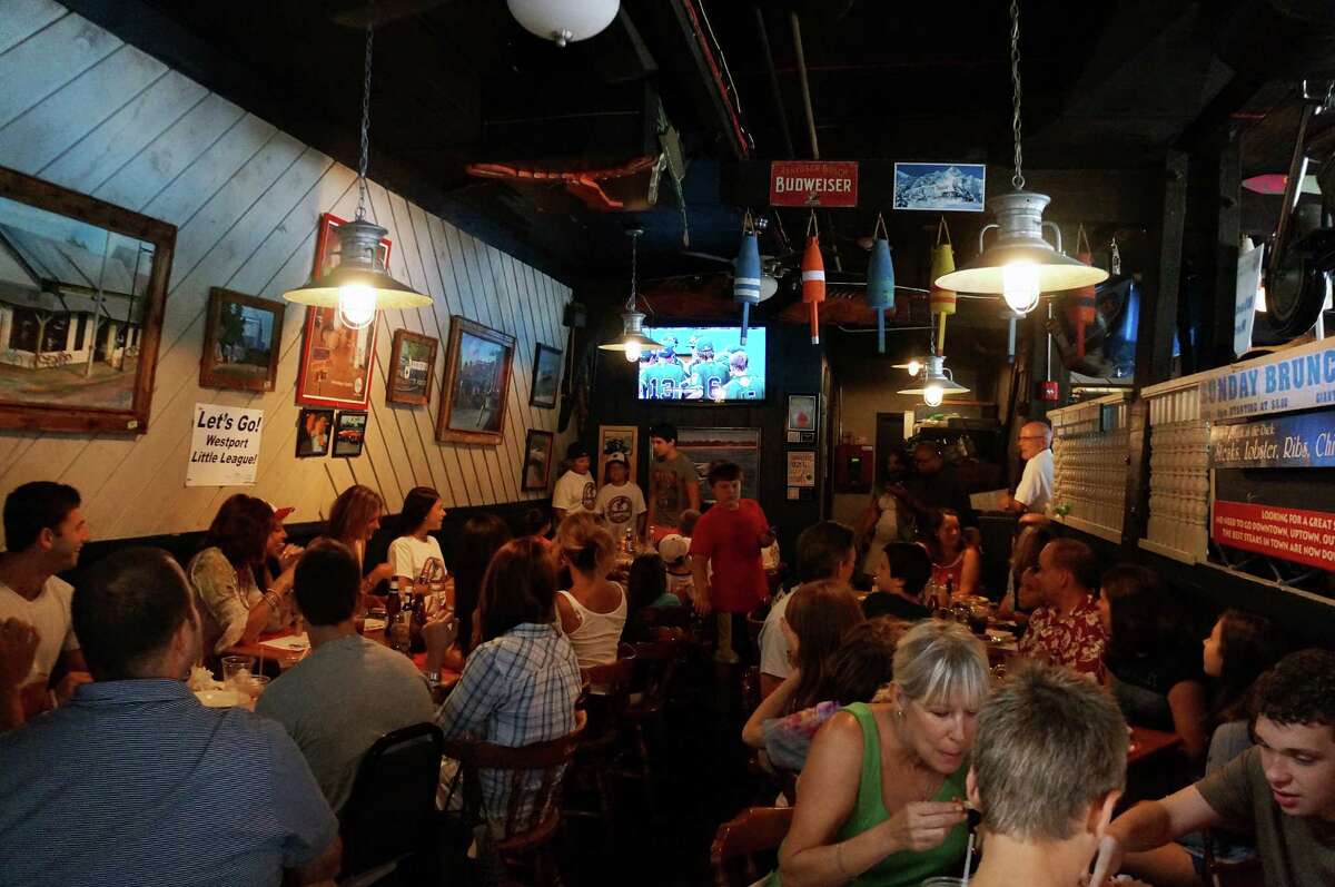 Where to eat, drink and dance on New Year's Eve