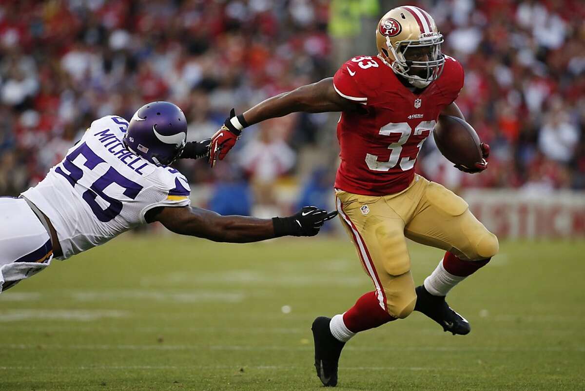 Kaepernick looks sharp as 49ers stomp Vikings