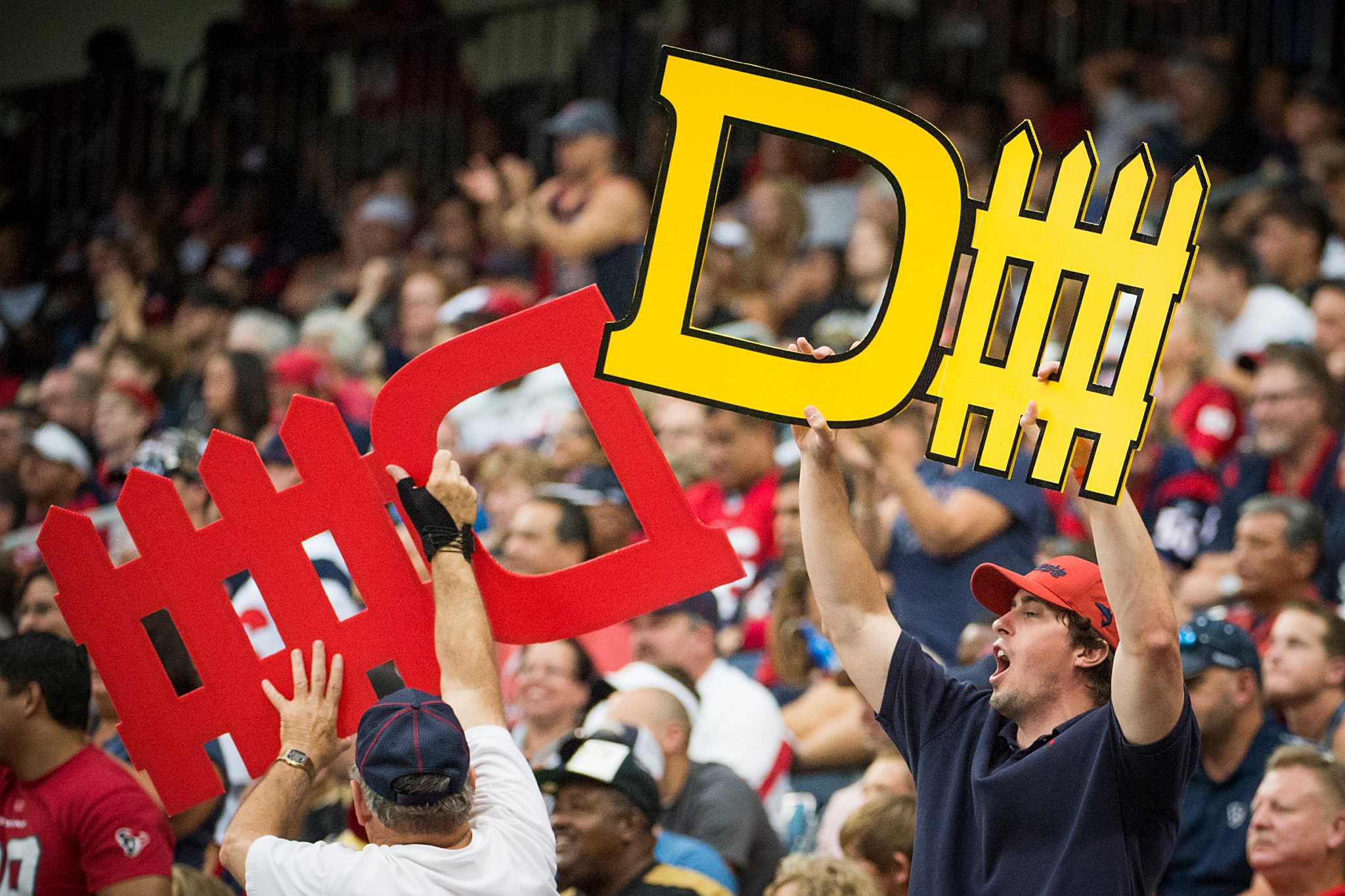 Sports Communications 101: How to Avoid Fan Backlash - Group Gordon, image size:2048x1365