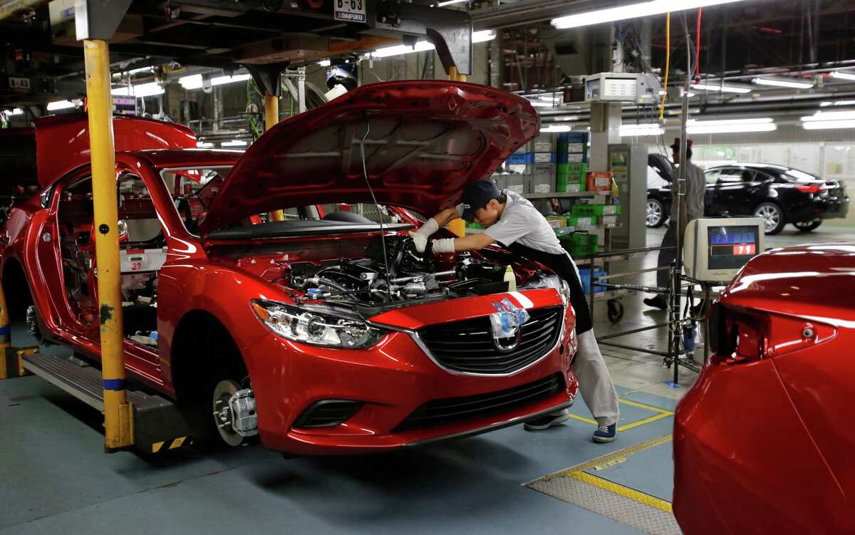 Завод Mazda в Японии. Мазда японский автопром. Завод Мазда в Хофу. Сборка Мазда.