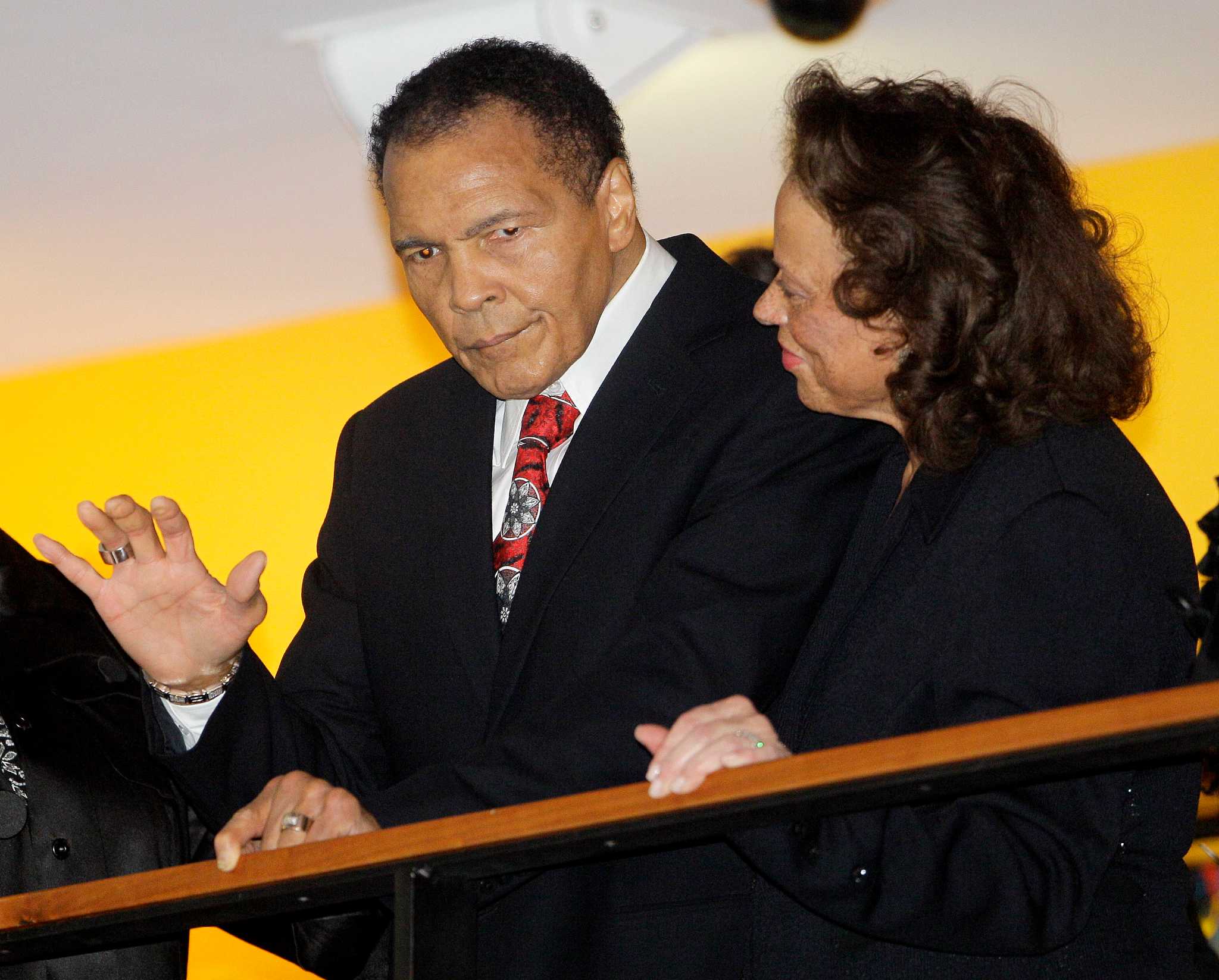 Muhammad Ali awards to honor humanitarian efforts