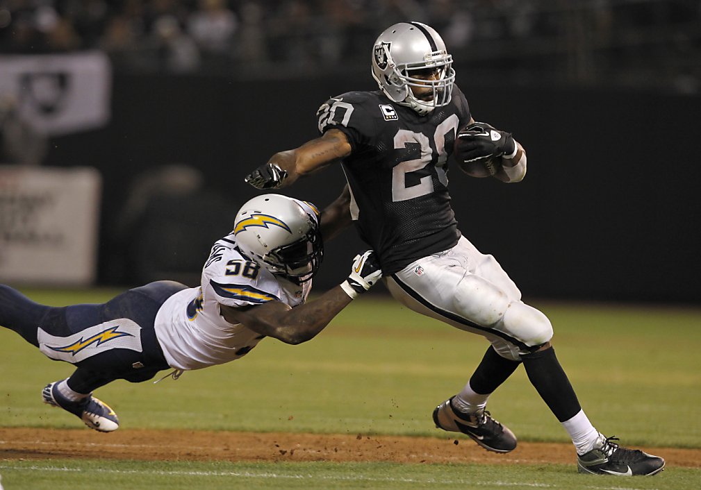 NFL preview: Raiders hope McFadden returns to form