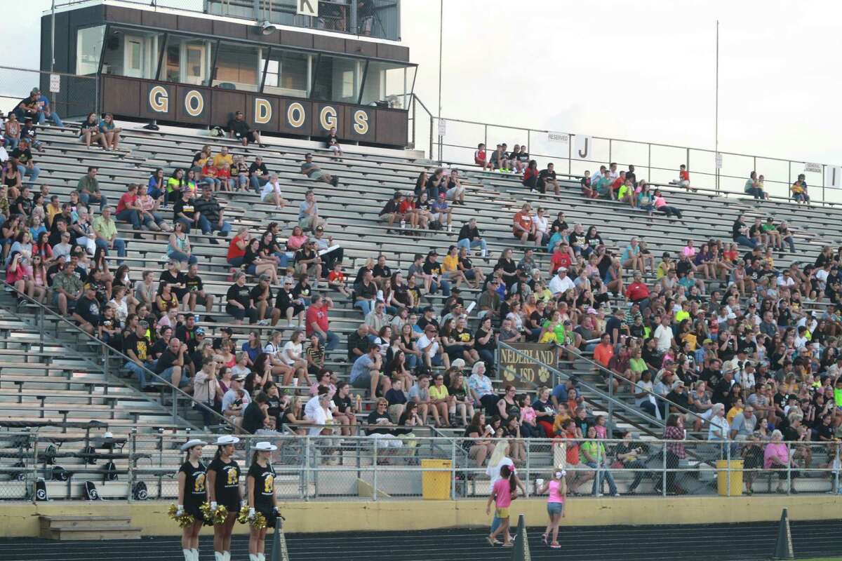 Gallery: Nederland Bulldogs Pep Rally