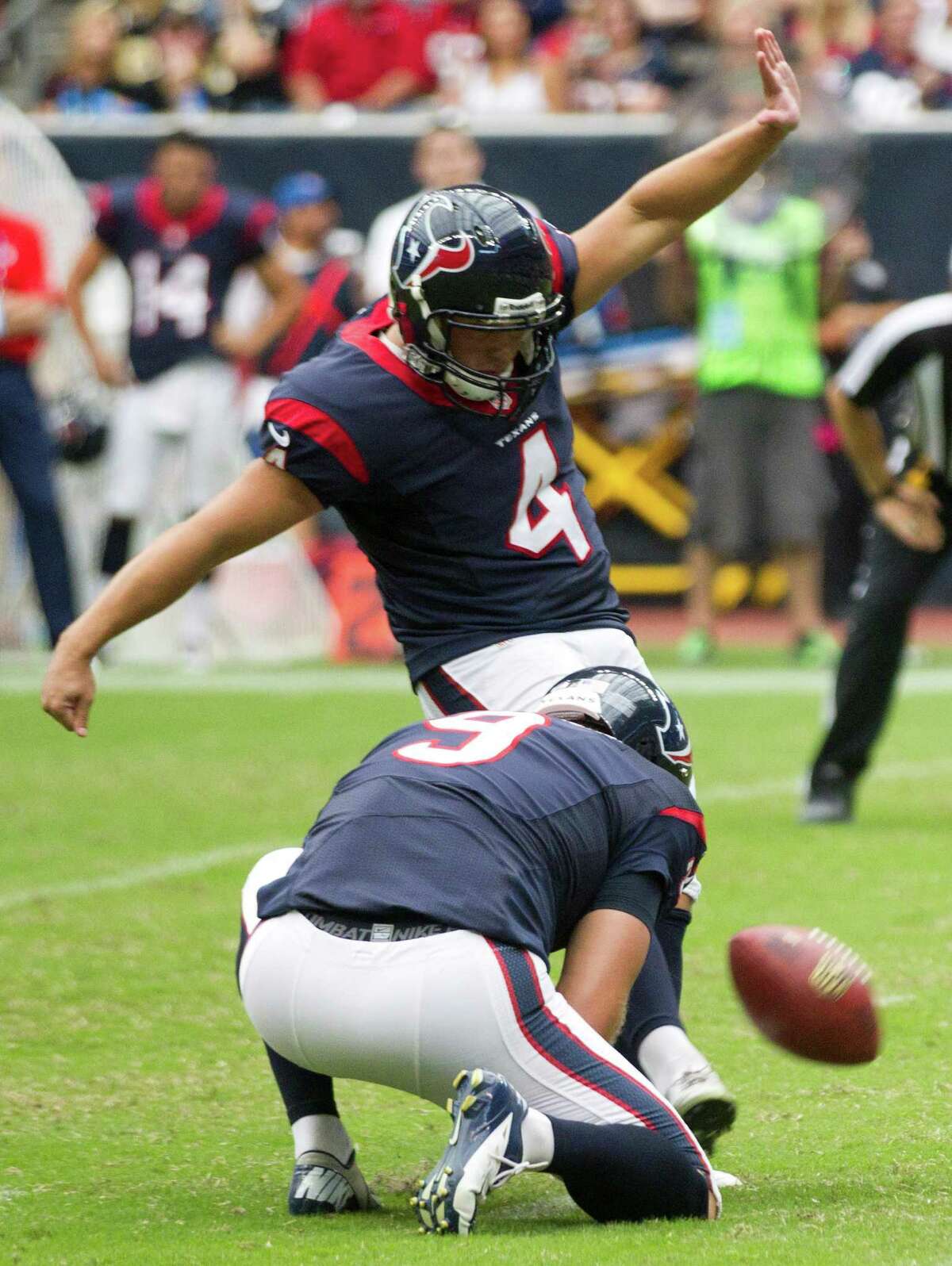 Texans Roster 2012: Shayne Graham Will Kick With Randy Bullock On IR - SB  Nation Houston