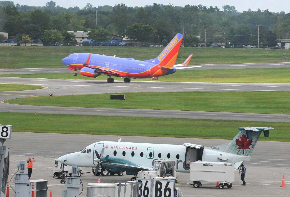 Carrier flies out of Albany for good