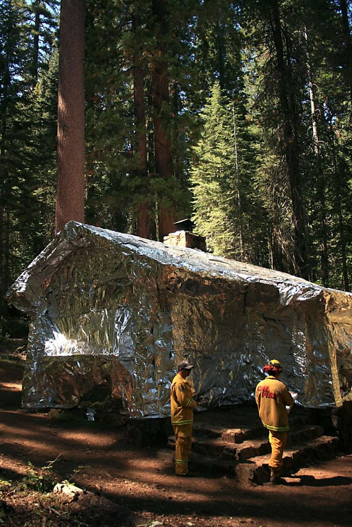 Yosemite Fire Crews Defend Gold Country