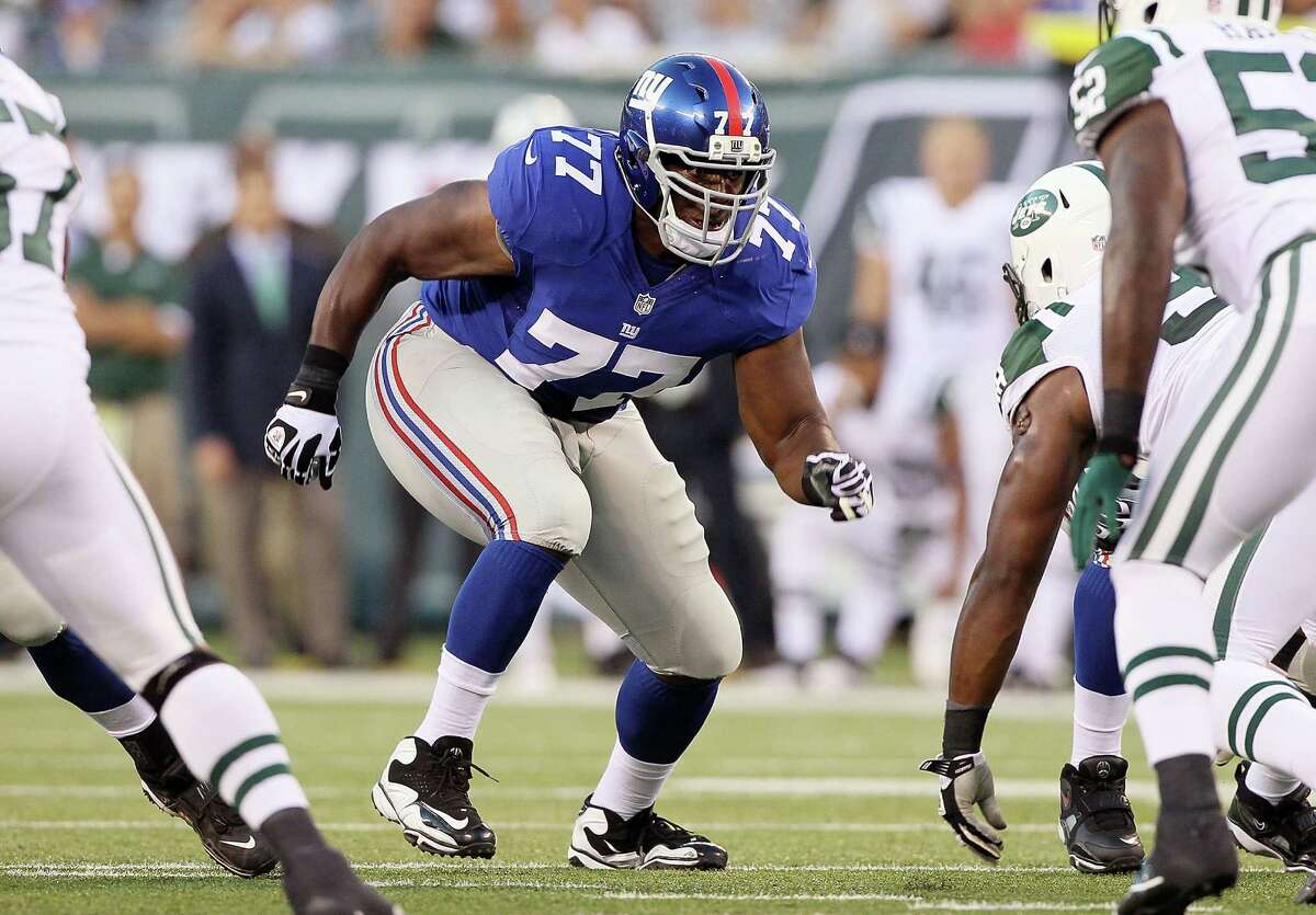 EAST RUTHERFORD, NJ - AUGUST 18: (NEW YORK DAILIES OUT) Kevin Boothe #77 of the New York Giants in action against the New York Jets on August 18, 2012 at MetLife Stadium in East Rutherford, New Jersey. The Giants defeated the Jets 26-3. (Photo by Jim McIsaac/Getty Images)