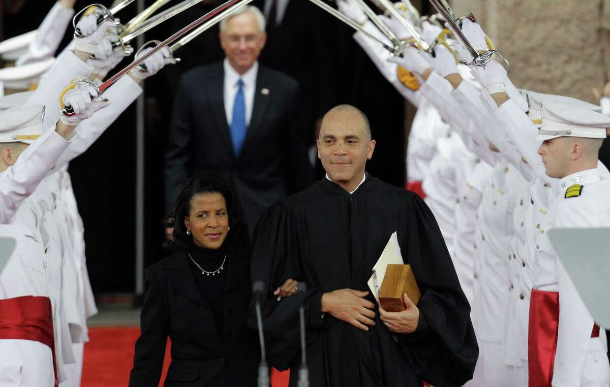 Texas chief justice to return to private practice