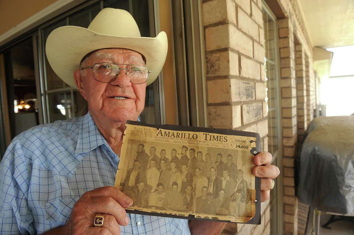 Navy veteran Frank Robinson is looking for his recruitment buddies from Amarillo.