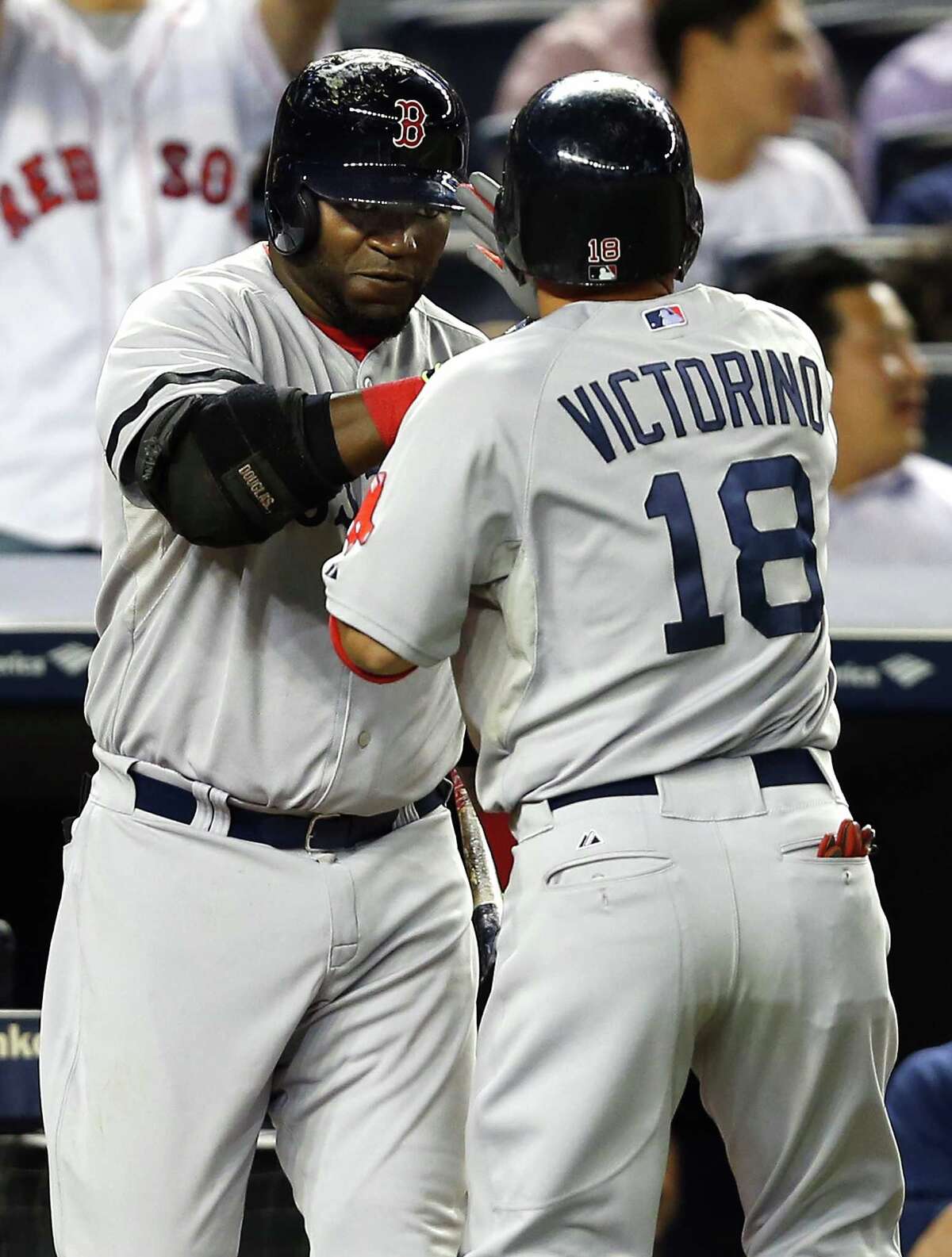 Red Sox take first game of series