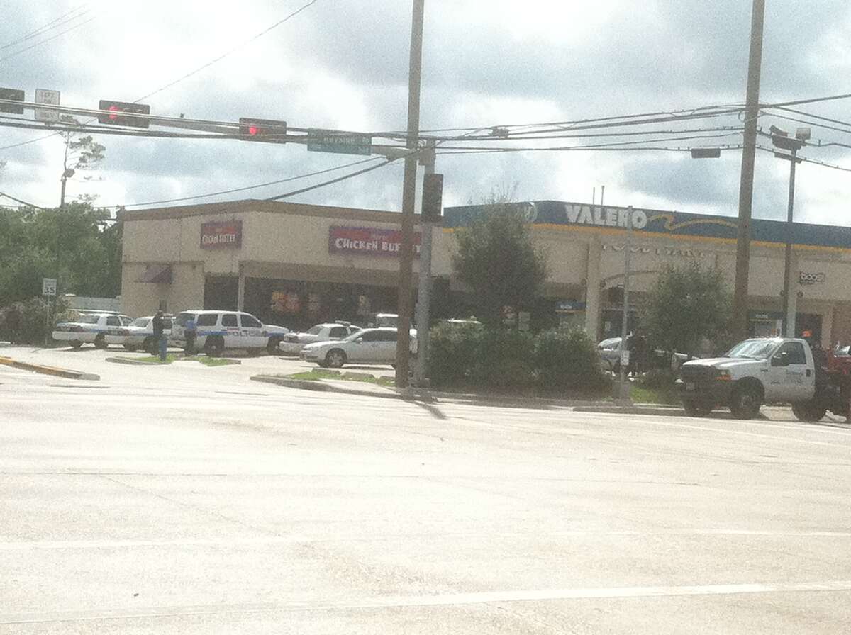 SWAT scene ends with armed suspect pulled from vent in Houston store