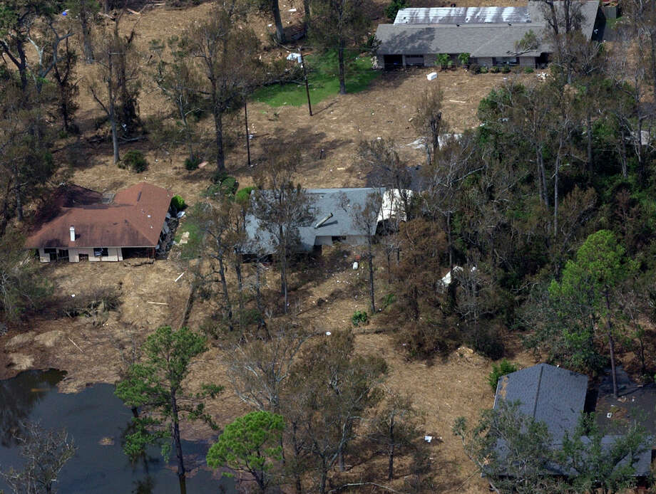 Aerial photos of Hurricane Ike damage - Beaumont Enterprise