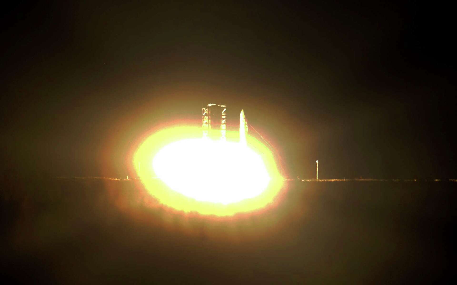 39 of the Funniest Tweets from Wednesday, May 7, 2025 | Cracked.com, image size:1920x1199