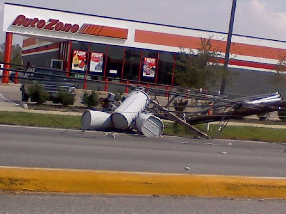 This was the scene on FM 518 in Pearland. Photo: Cameron Covington